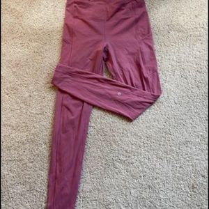 Lululemon Speed Up Size 8